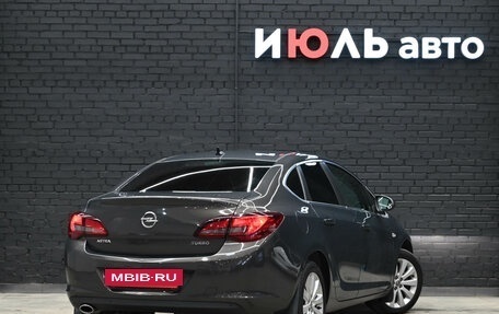 Opel Astra J, 2014 год, 990 000 рублей, 6 фотография
