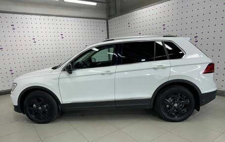 Volkswagen Tiguan II, 2018 год, 1 870 000 рублей, 8 фотография