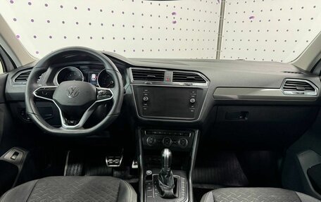 Volkswagen Tiguan II, 2018 год, 1 870 000 рублей, 13 фотография