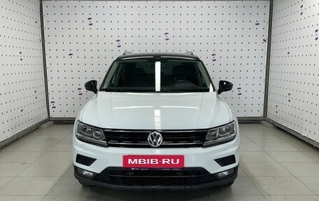 Volkswagen Tiguan II, 2018 год, 1 870 000 рублей, 3 фотография