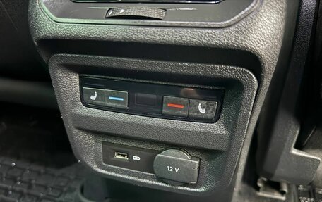 Volkswagen Tiguan II, 2018 год, 1 870 000 рублей, 19 фотография