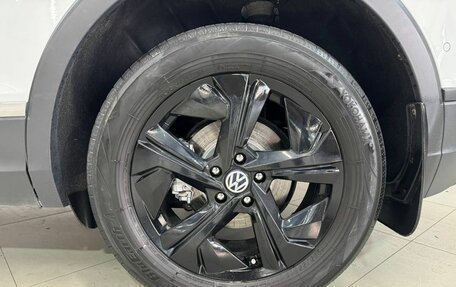 Volkswagen Tiguan II, 2018 год, 1 870 000 рублей, 26 фотография
