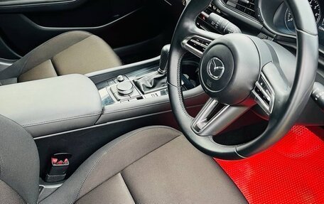 Mazda 3, 2019 год, 2 000 000 рублей, 6 фотография