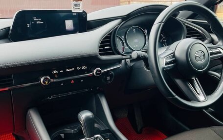 Mazda 3, 2019 год, 2 000 000 рублей, 8 фотография