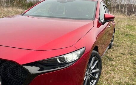 Mazda 3, 2019 год, 2 000 000 рублей, 3 фотография