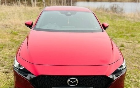 Mazda 3, 2019 год, 2 000 000 рублей, 12 фотография