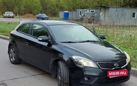 KIA cee'd I рестайлинг, 2011 год, 830 000 рублей, 3 фотография