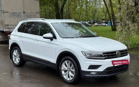 Volkswagen Tiguan II, 2018 год, 3 550 000 рублей, 3 фотография