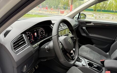Volkswagen Tiguan II, 2018 год, 3 550 000 рублей, 11 фотография
