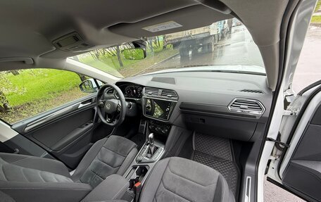 Volkswagen Tiguan II, 2018 год, 3 550 000 рублей, 19 фотография