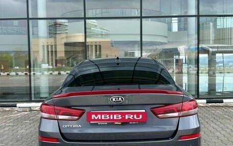 KIA Optima IV, 2018 год, 1 900 000 рублей, 6 фотография