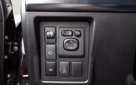 Toyota Land Cruiser Prado 150 рестайлинг 2, 2012 год, 2 699 000 рублей, 15 фотография