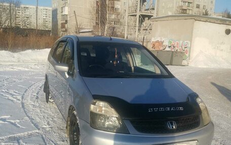 Honda Stream I рестайлинг, 2002 год, 600 000 рублей, 3 фотография