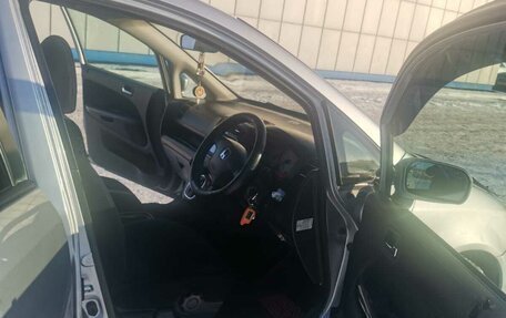 Honda Stream I рестайлинг, 2002 год, 600 000 рублей, 10 фотография