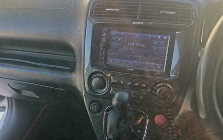 Honda Stream I рестайлинг, 2002 год, 600 000 рублей, 23 фотография