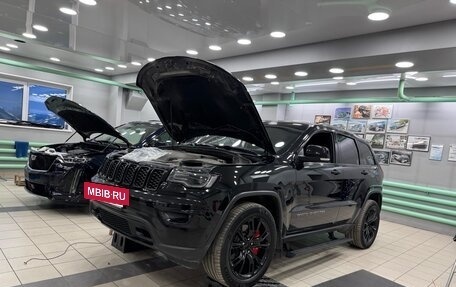 Jeep Grand Cherokee, 2018 год, 4 250 000 рублей, 2 фотография