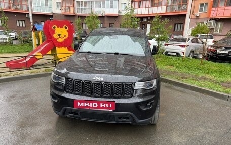 Jeep Grand Cherokee, 2018 год, 4 250 000 рублей, 3 фотография