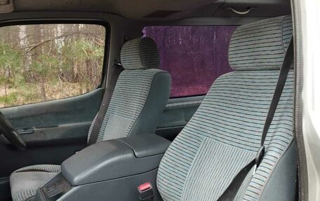Toyota HiAce H100, 1994 год, 700 000 рублей, 8 фотография