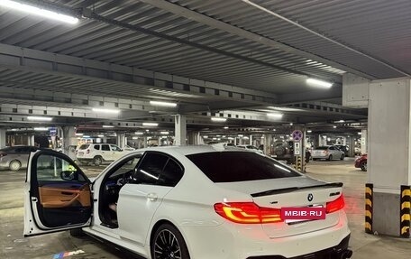 BMW 5 серия, 2019 год, 4 900 000 рублей, 2 фотография