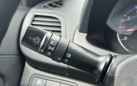 Hyundai Solaris II рестайлинг, 2016 год, 995 000 рублей, 17 фотография