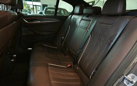 BMW 5 серия, 2021 год, 7 490 000 рублей, 22 фотография