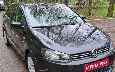 Volkswagen Polo VI (EU Market), 2013 год, 700 000 рублей, 1 фотография