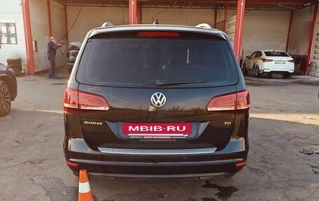 Volkswagen Sharan II, 2016 год, 1 350 000 рублей, 5 фотография