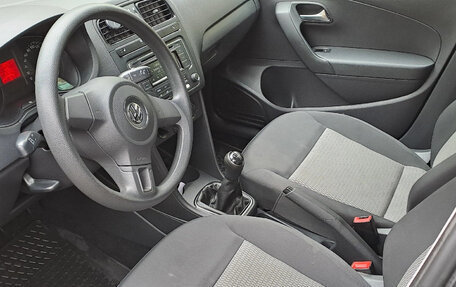 Volkswagen Polo VI (EU Market), 2013 год, 700 000 рублей, 7 фотография