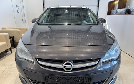 Opel Astra J, 2013 год, 685 000 рублей, 2 фотография