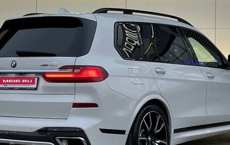 BMW X7, 2021 год, 9 373 000 рублей, 2 фотография