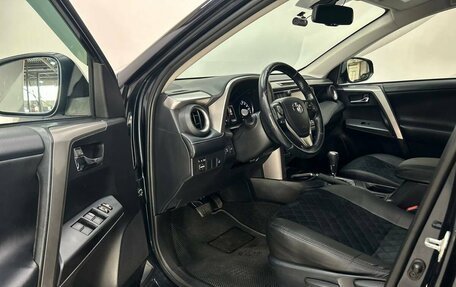 Toyota RAV4, 2017 год, 2 349 000 рублей, 33 фотография