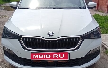 Skoda Rapid II, 2021 год, 1 800 000 рублей, 1 фотография