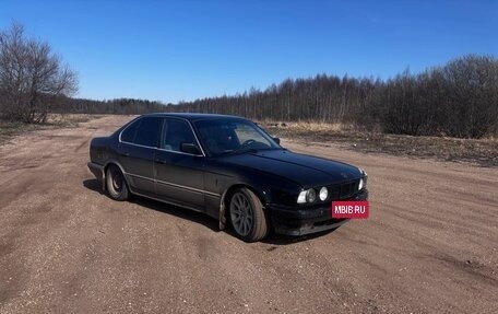 BMW 5 серия, 1992 год, 300 000 рублей, 2 фотография