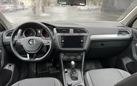 Volkswagen Tiguan II, 2020 год, 2 100 000 рублей, 5 фотография