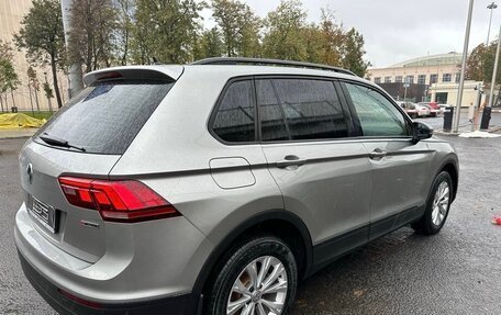Volkswagen Tiguan II, 2020 год, 2 100 000 рублей, 12 фотография