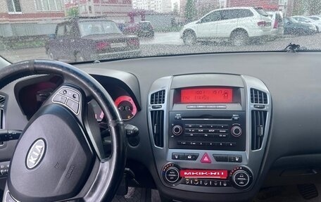 KIA cee'd I рестайлинг, 2008 год, 365 000 рублей, 9 фотография