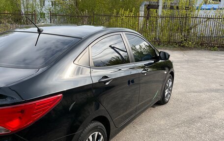 Hyundai Solaris II рестайлинг, 2015 год, 1 400 000 рублей, 5 фотография