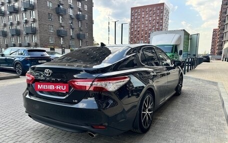 Toyota Camry, 2019 год, 2 799 999 рублей, 4 фотография