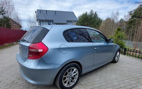 BMW 1 серия, 2009 год, 550 000 рублей, 4 фотография