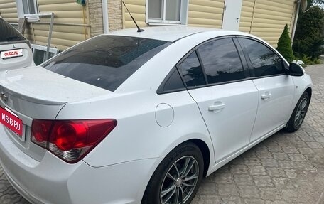 Chevrolet Cruze II, 2010 год, 750 000 рублей, 5 фотография