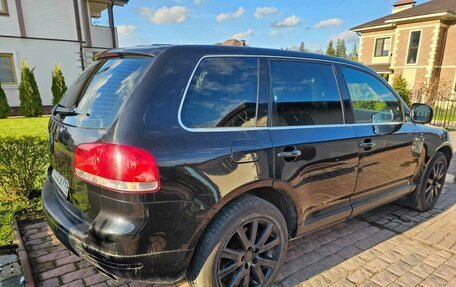Volkswagen Touareg III, 2005 год, 699 000 рублей, 4 фотография