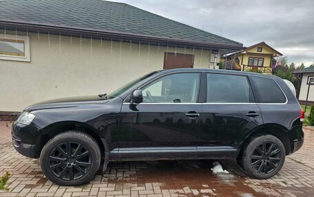 Volkswagen Touareg III, 2005 год, 699 000 рублей, 12 фотография