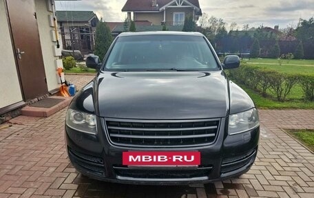 Volkswagen Touareg III, 2005 год, 699 000 рублей, 28 фотография