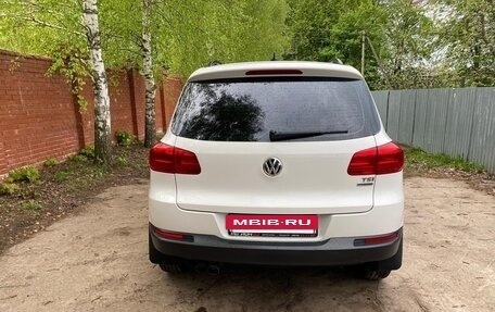 Volkswagen Tiguan I, 2011 год, 950 000 рублей, 2 фотография