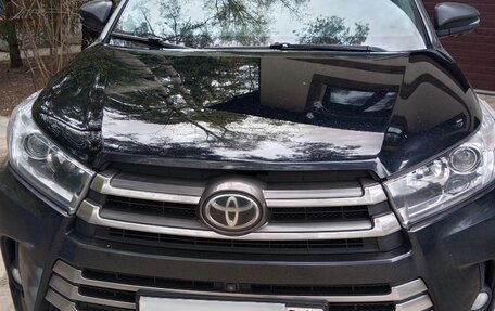 Toyota Highlander III, 2018 год, 3 200 000 рублей, 9 фотография