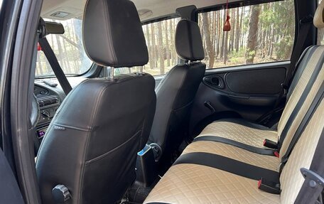 Chevrolet Niva I рестайлинг, 2018 год, 915 000 рублей, 11 фотография