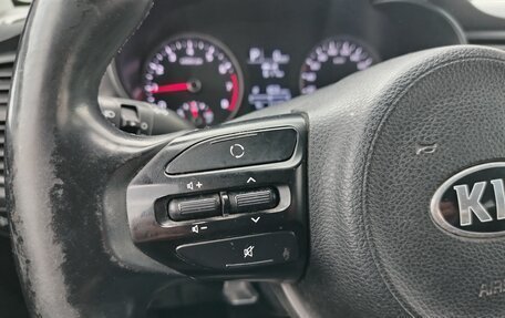 KIA Rio IV, 2018 год, 1 077 000 рублей, 9 фотография