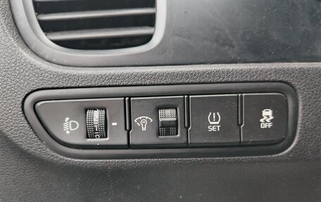 KIA Rio IV, 2018 год, 1 077 000 рублей, 7 фотография