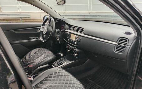 KIA Rio IV, 2018 год, 1 077 000 рублей, 14 фотография