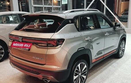 Changan CS35 Plus, 2024 год, 2 029 900 рублей, 8 фотография